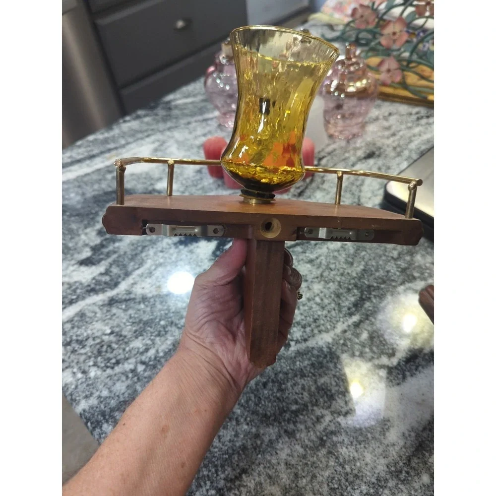 2 Vintage Homco Wood And Goldtone Brass Wall Sconce & Amber Candle Cups